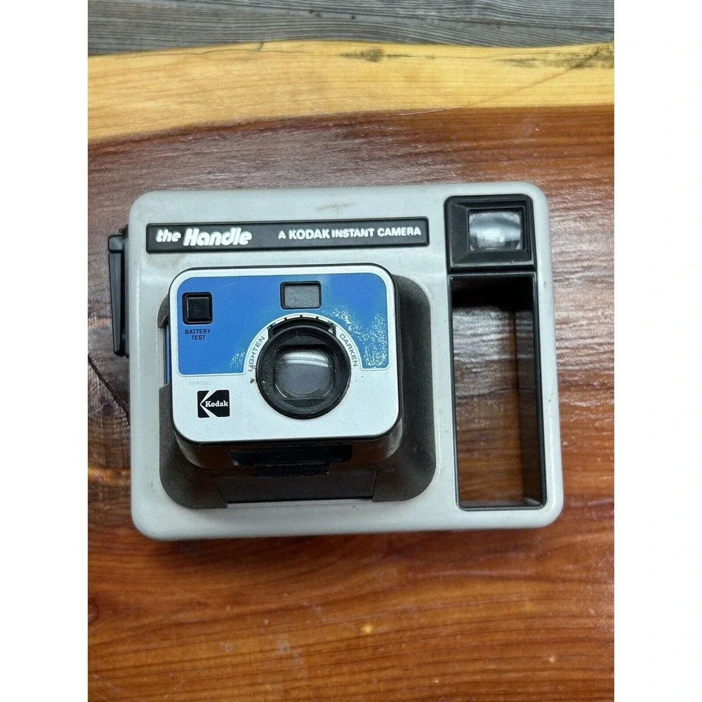 Kodak “The Handle” Instant Camera GC‎ Untested